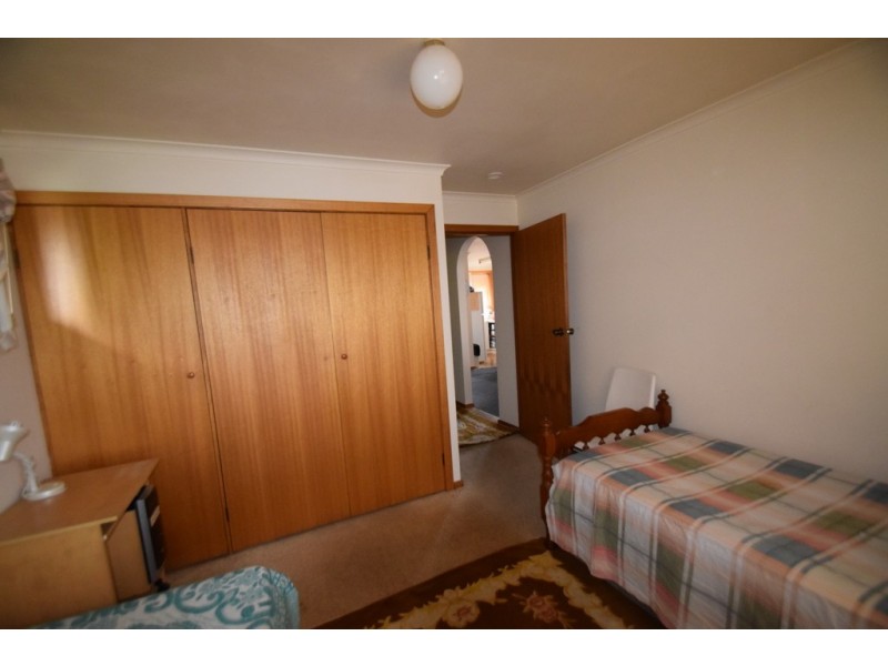 3/1-3 Newnham Close, Newnham TAS 7248