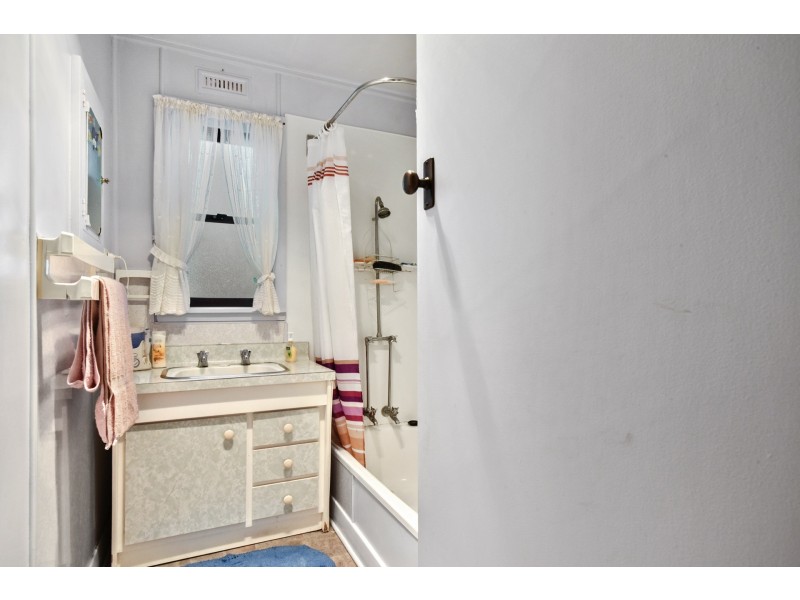 1 Eyre Street, Mayfield TAS 7248