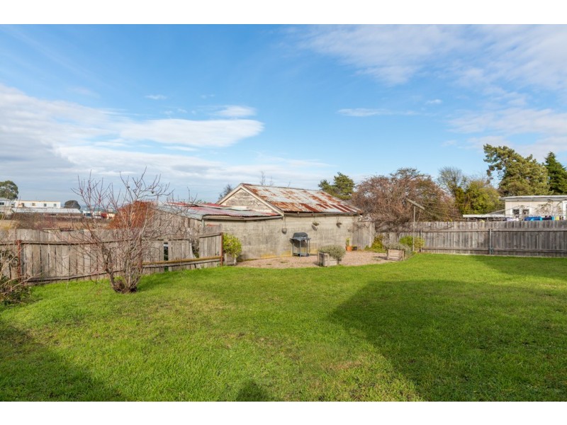 4 Hardinge Avenue, Newnham TAS 7248