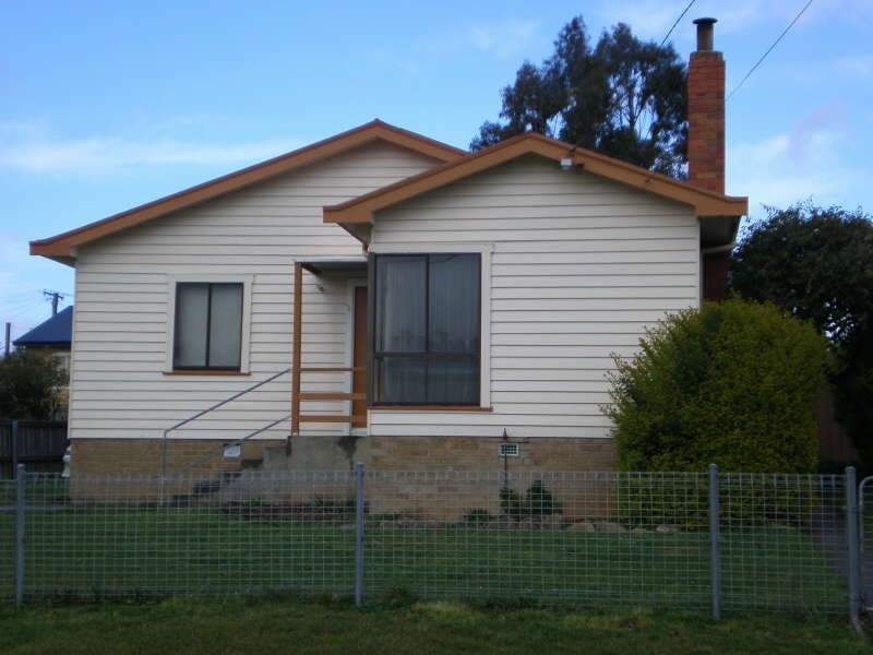 64 Hargrave Crescent, Mayfield TAS 7248