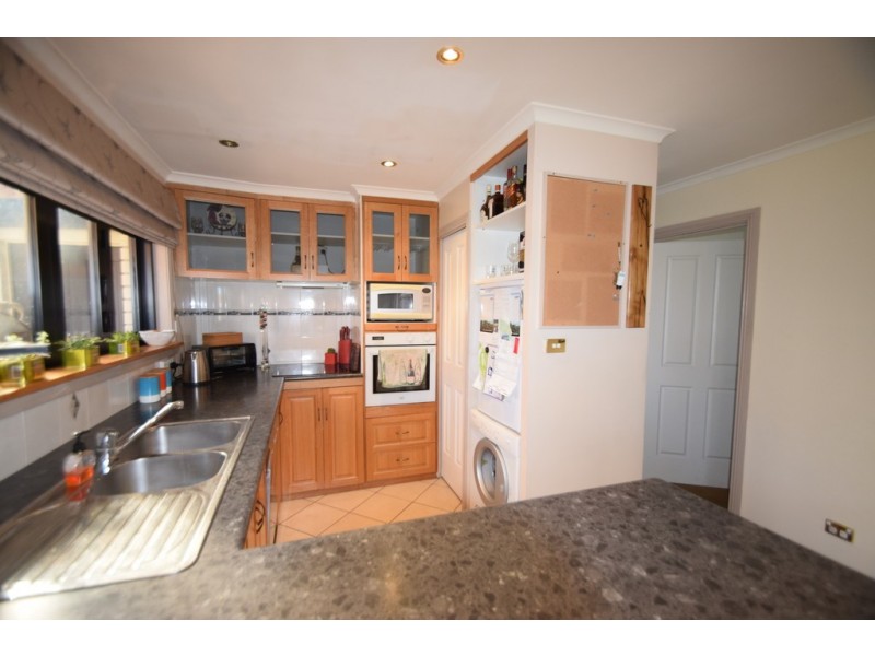 2 Wintercole Court, Newnham TAS 7248