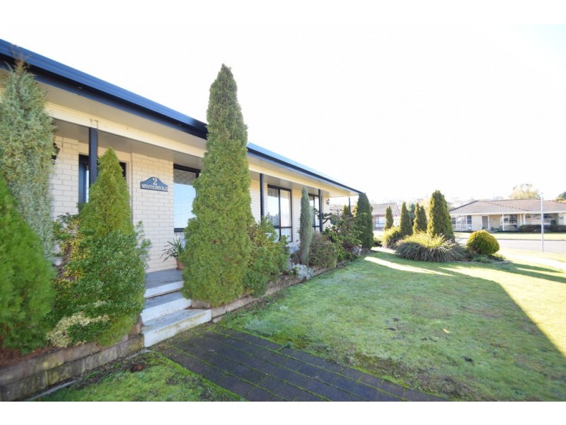 2 Wintercole Court, Newnham TAS 7248