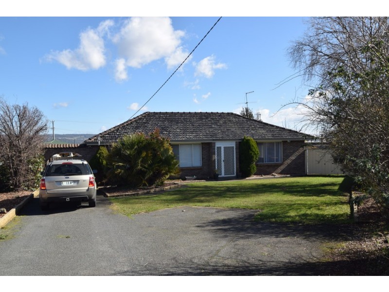 35 Bishops Drive, Newnham TAS 7248