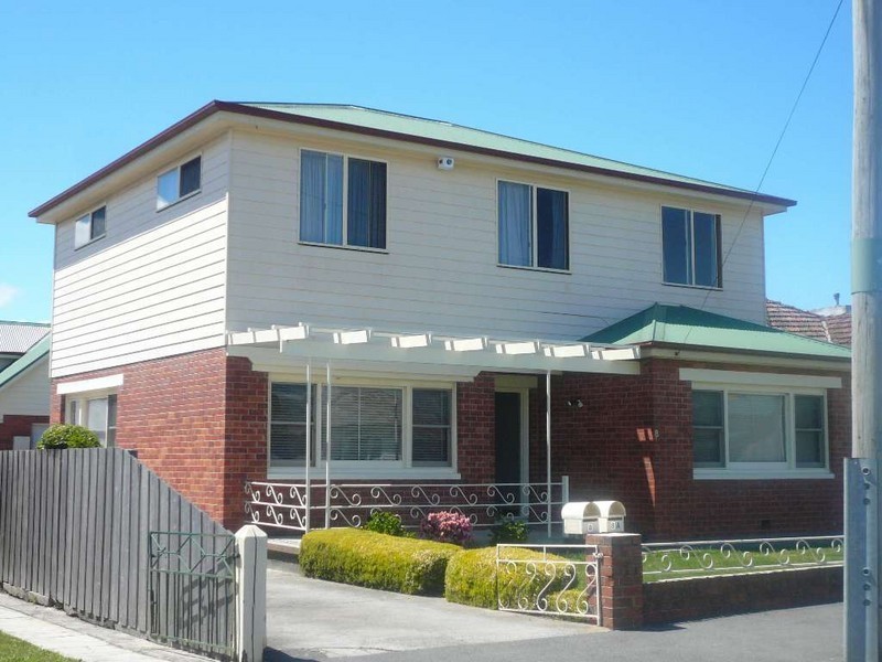 8 Luck Street, Mowbray TAS 7248