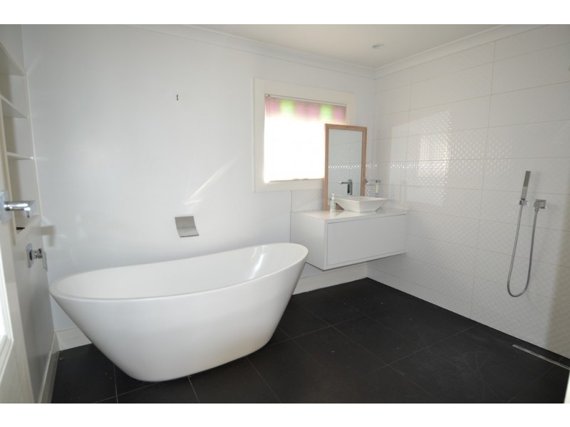 100 Forster Street, Invermay TAS 7248