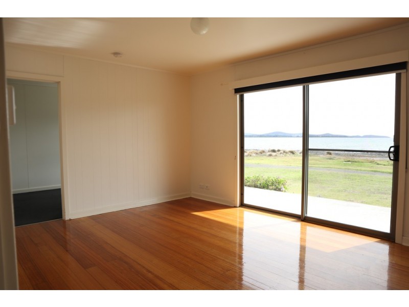 1/129 Low Head Road, Low Head TAS 7253
