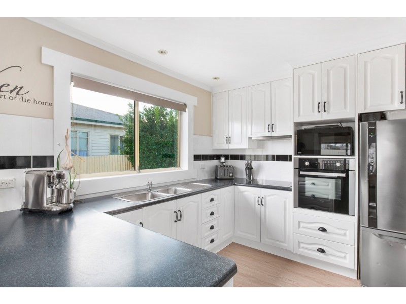 4 Treherne Street, Mayfield TAS 7248