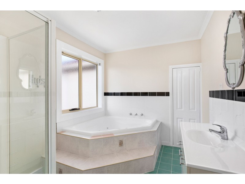 4 Treherne Street, Mayfield TAS 7248