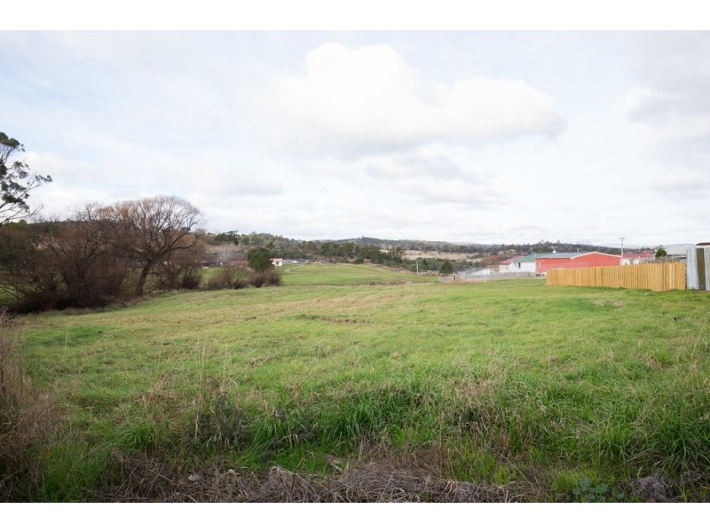 4 Treherne Street, Mayfield TAS 7248