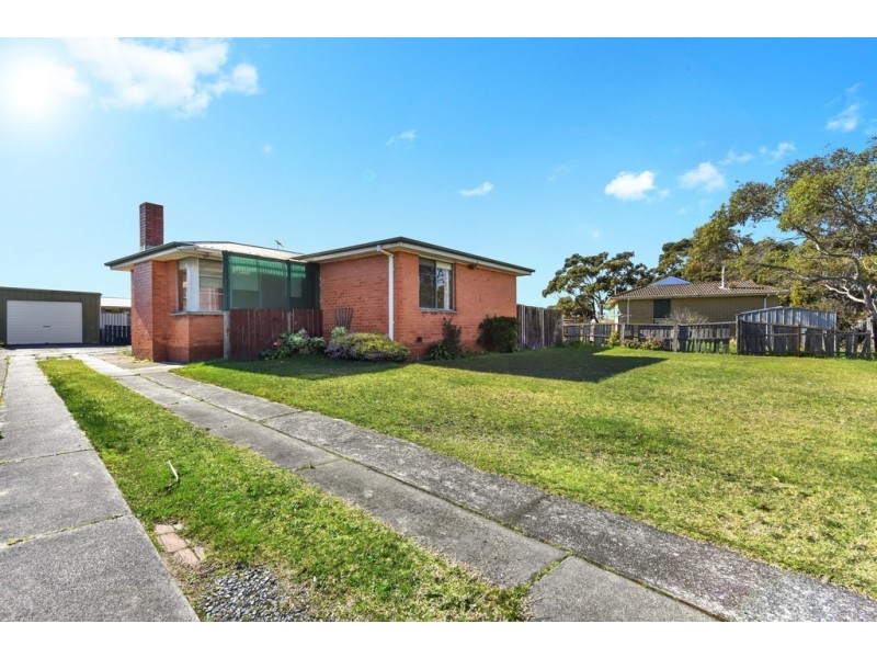 2 Brown Avenue, George Town TAS 7253