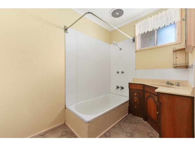 2 Brown Avenue, George Town TAS 7253