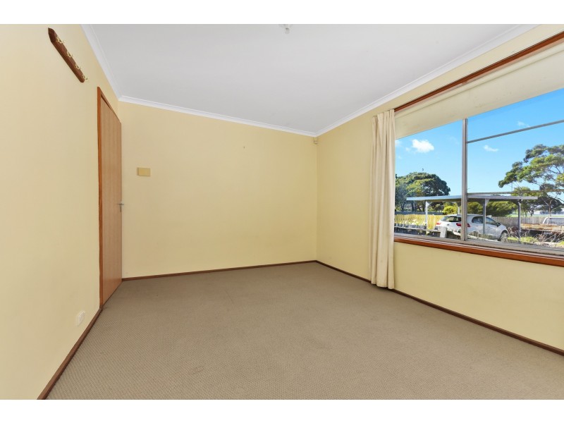 2 Brown Avenue, George Town TAS 7253
