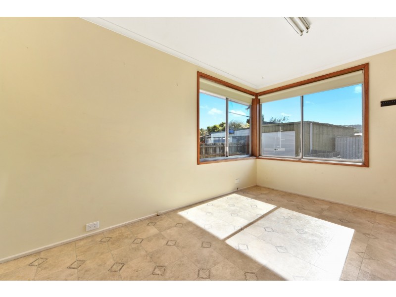2 Brown Avenue, George Town TAS 7253