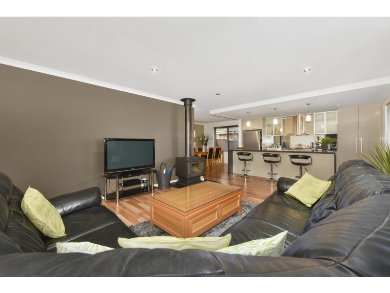 27 Comice Place, Newnham TAS 7248