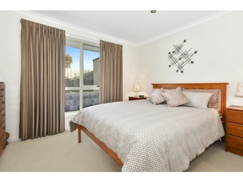 27 Comice Place, Newnham TAS 7248
