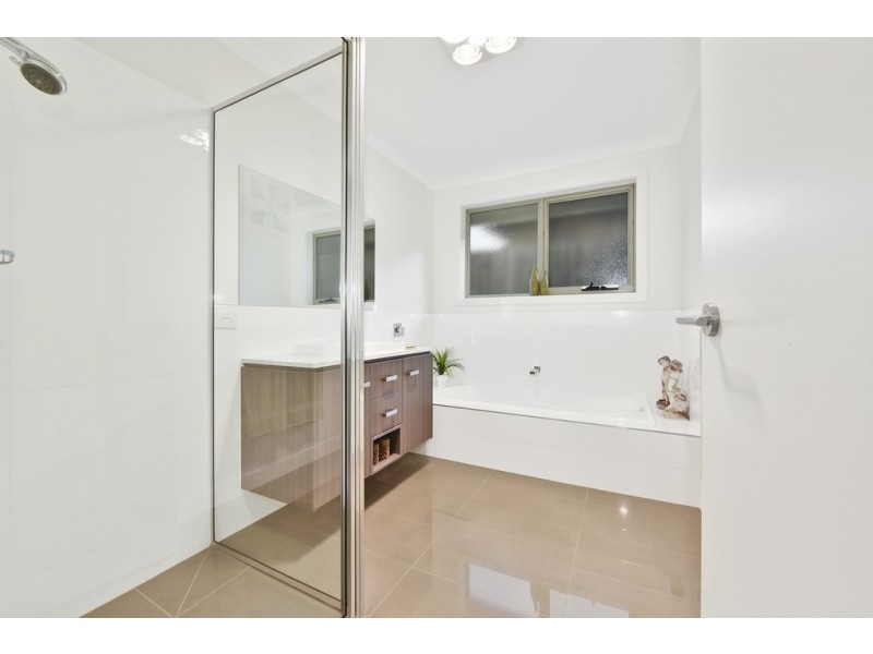 27 Comice Place, Newnham TAS 7248