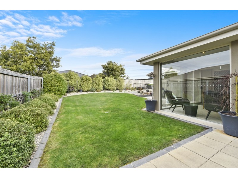 27 Comice Place, Newnham TAS 7248