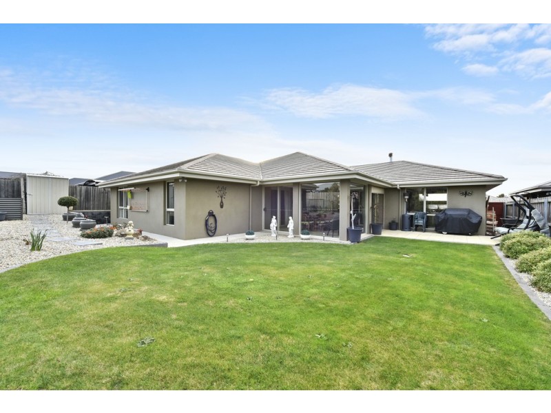 27 Comice Place, Newnham TAS 7248