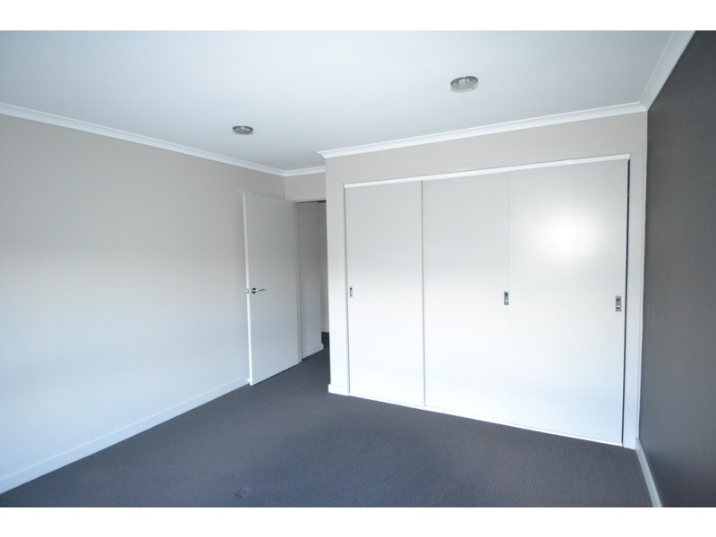 2/118A Freshwater Point Road, Legana TAS 7277