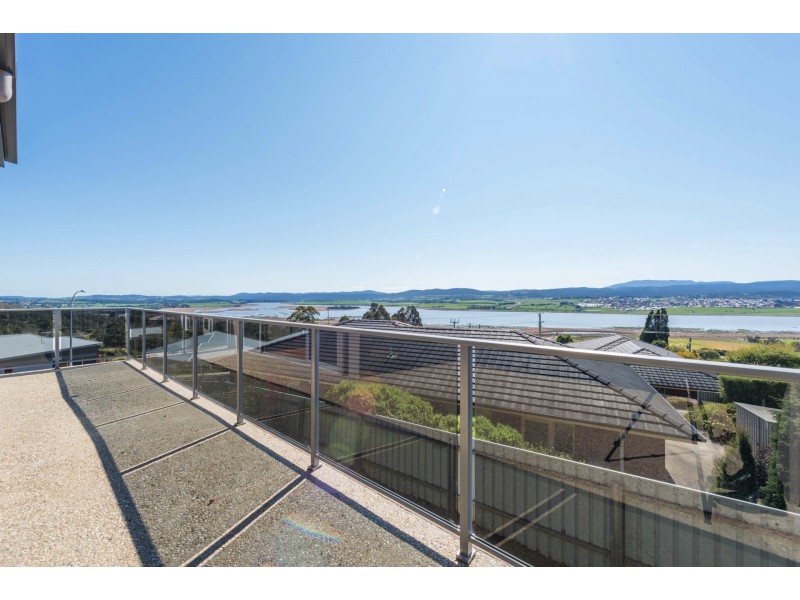 3 Carries Close, Riverside TAS 7250