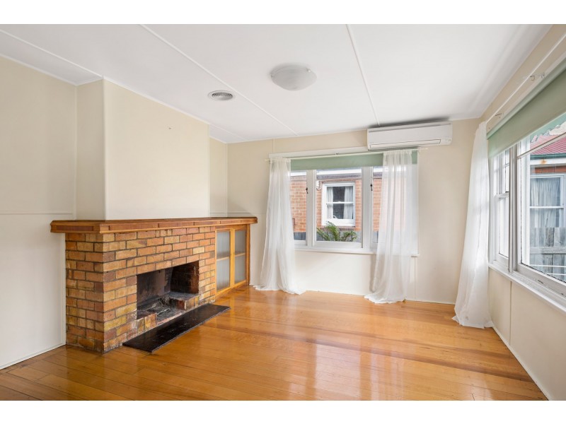 4 Hardinge Avenue, Newnham TAS 7248