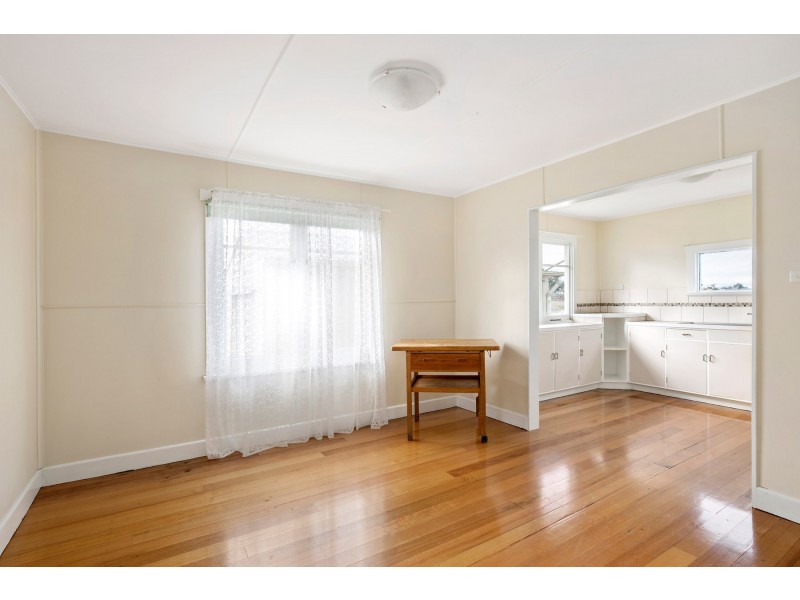 4 Hardinge Avenue, Newnham TAS 7248