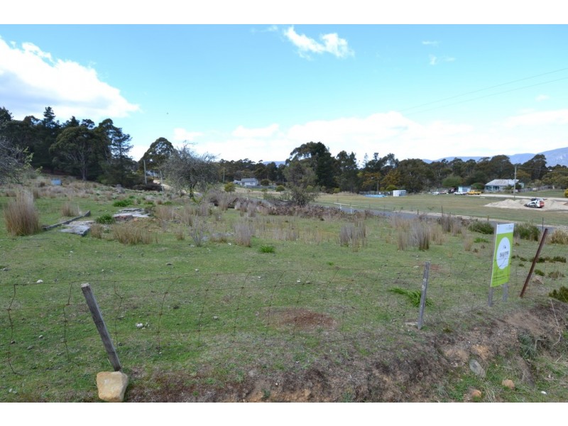 1 Lennox Street, Cornwall TAS 7215