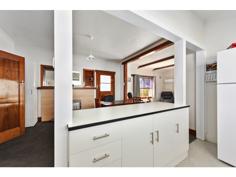 7 Kertch Road, St Leonards TAS 7250