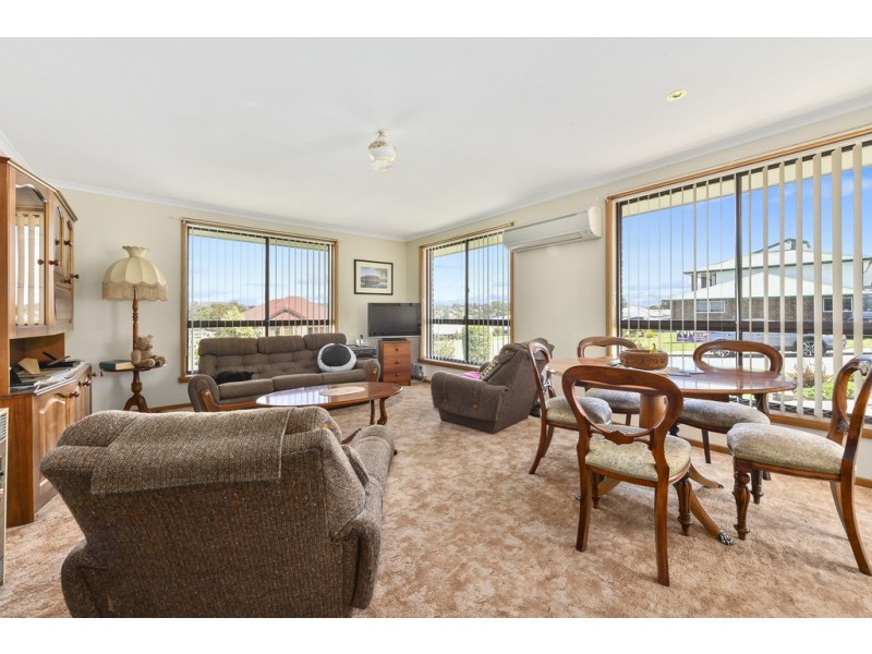 2/30 Essendon Street, Summerhill TAS 7250