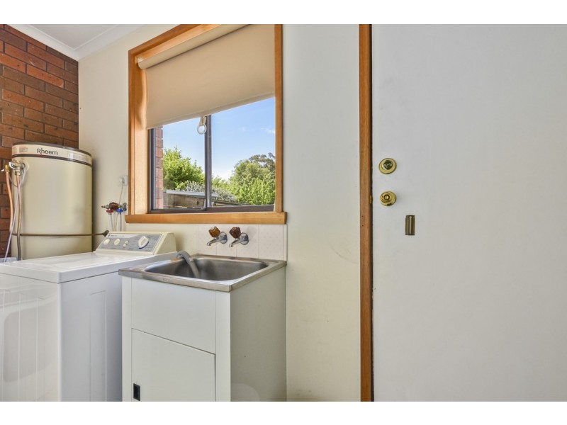 2/30 Essendon Street, Summerhill TAS 7250