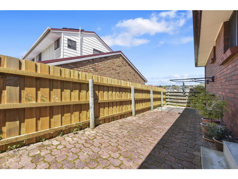 2/30 Essendon Street, Summerhill TAS 7250