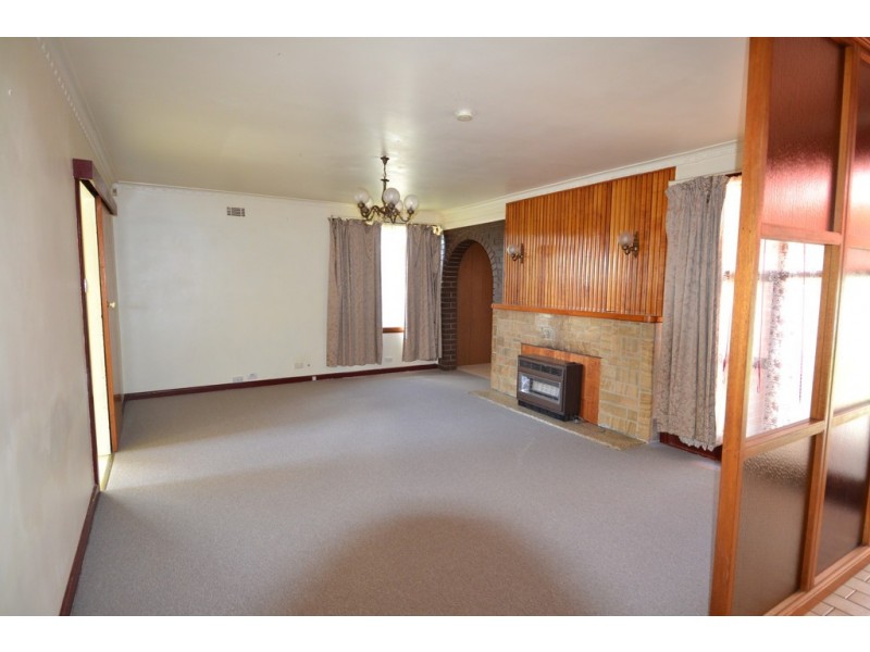 47 Bill Grove, Mowbray TAS 7248