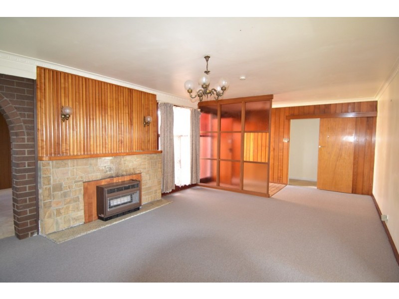 47 Bill Grove, Mowbray TAS 7248