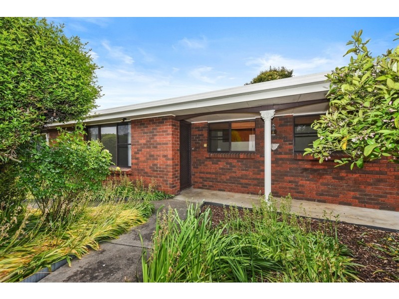 2/4 Glyndon Court, Norwood TAS 7250