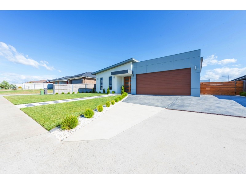 42 Corella Drive, Legana TAS 7277