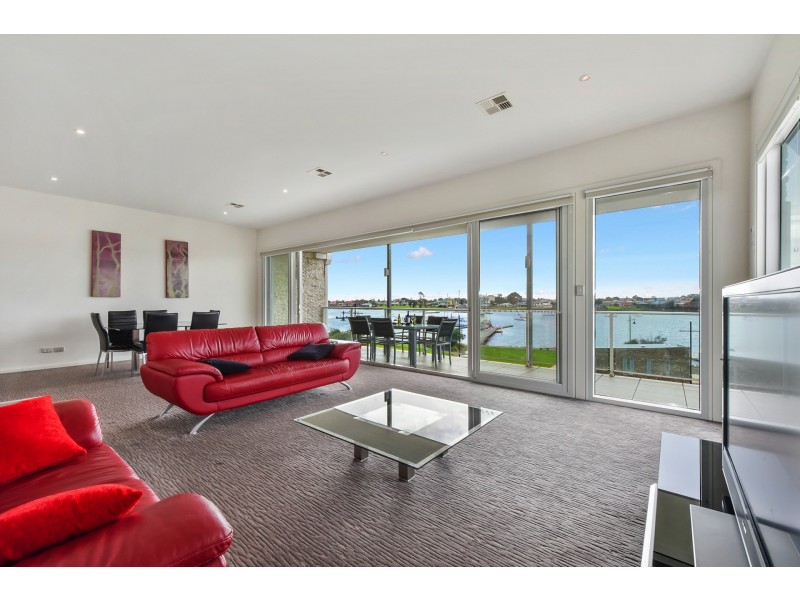 4/3 Adelaide Street, George Town TAS 7253