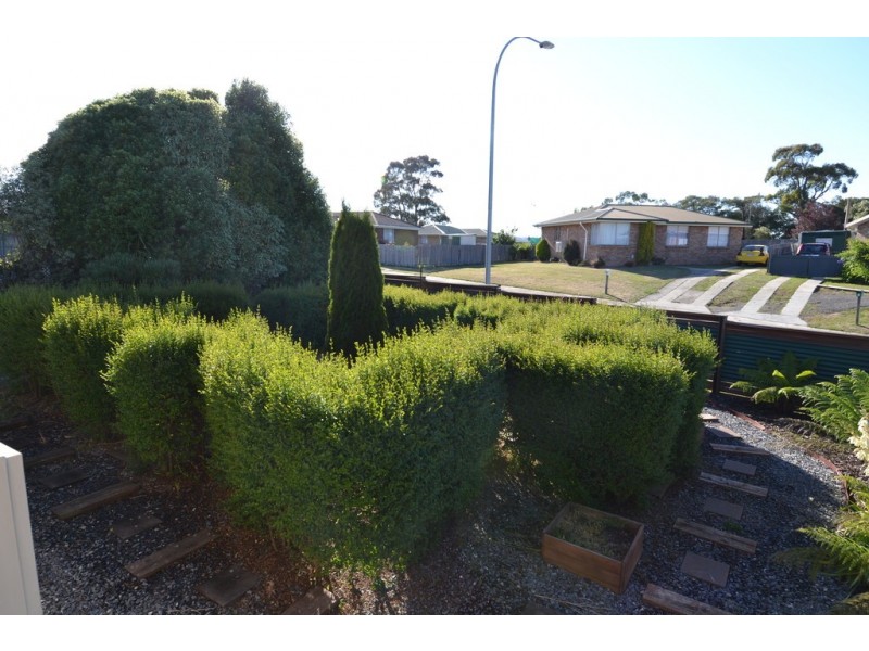 4 Tuckoni Street, Ravenswood TAS 7250