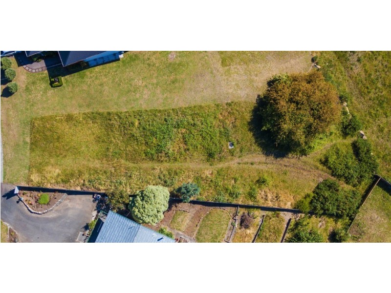 44 Crandon Crescent, Newnham TAS 7248