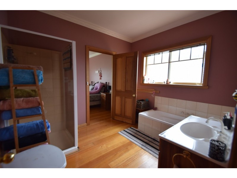 4 Burnett Place, Invermay TAS 7248