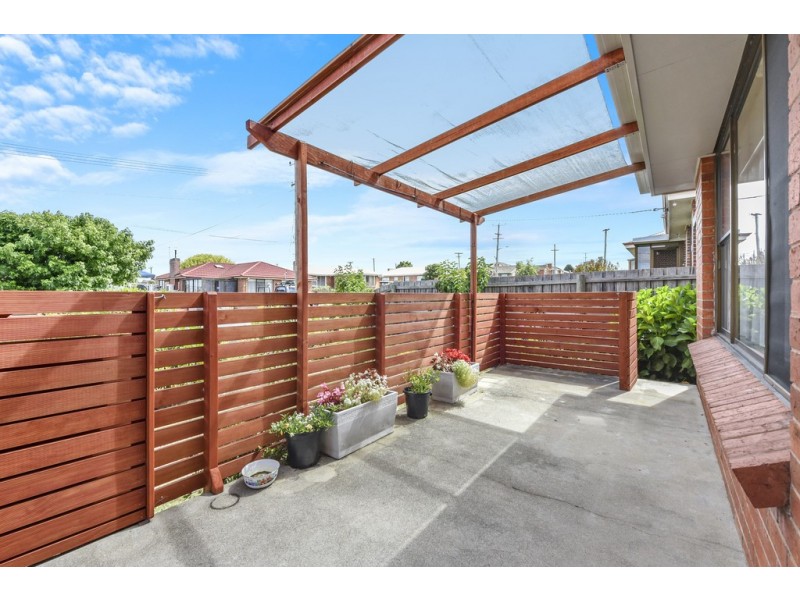 43 Cornwall Crescent, Newnham TAS 7248