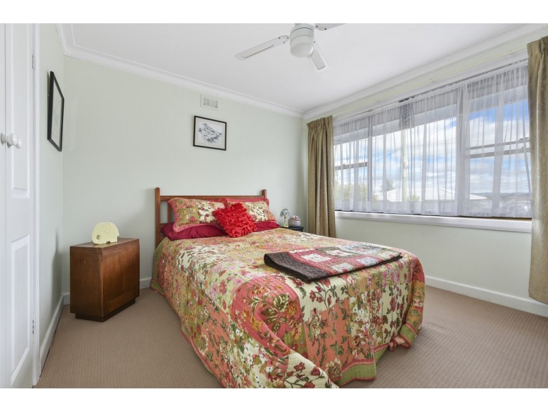 43 Cornwall Crescent, Newnham TAS 7248
