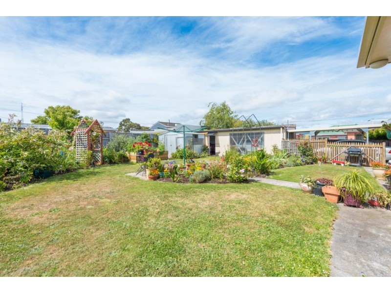 43 Cornwall Crescent, Newnham TAS 7248