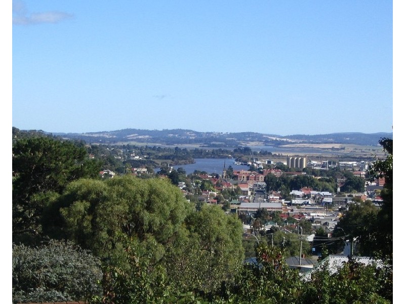 14 Peel Street, South Launceston TAS 7249