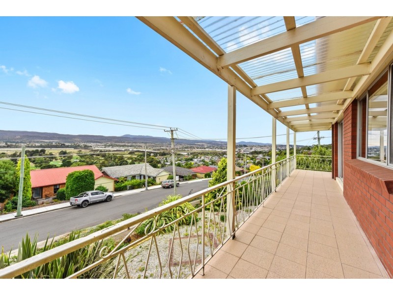 17 Rannoch Avenue, Riverside TAS 7250