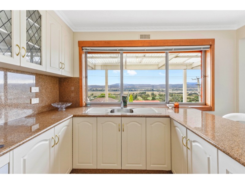 17 Rannoch Avenue, Riverside TAS 7250