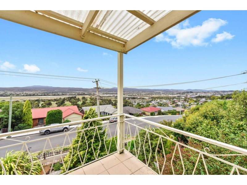 17 Rannoch Avenue, Riverside TAS 7250