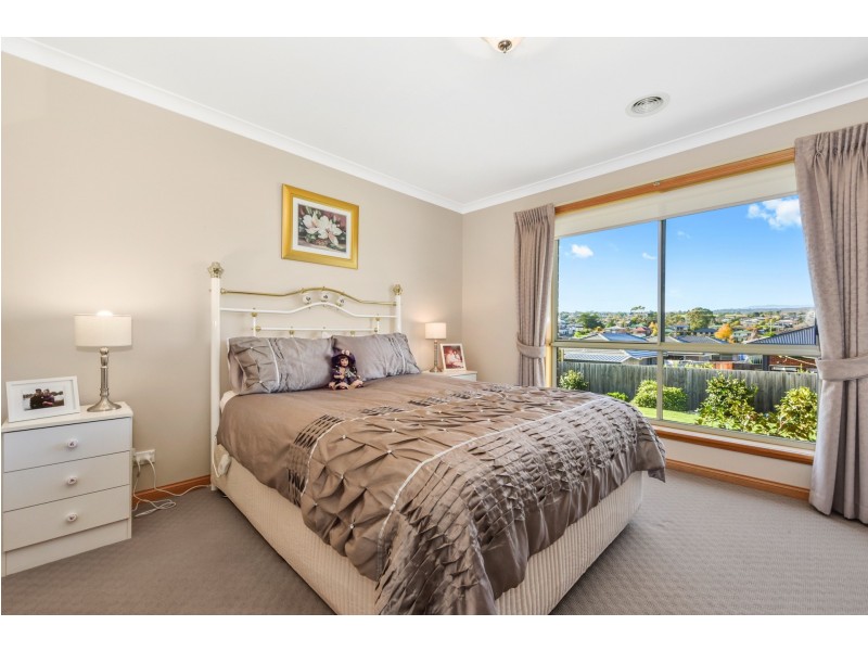 82 Mount Stuart Drive, Newnham TAS 7248