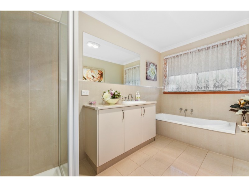 82 Mount Stuart Drive, Newnham TAS 7248