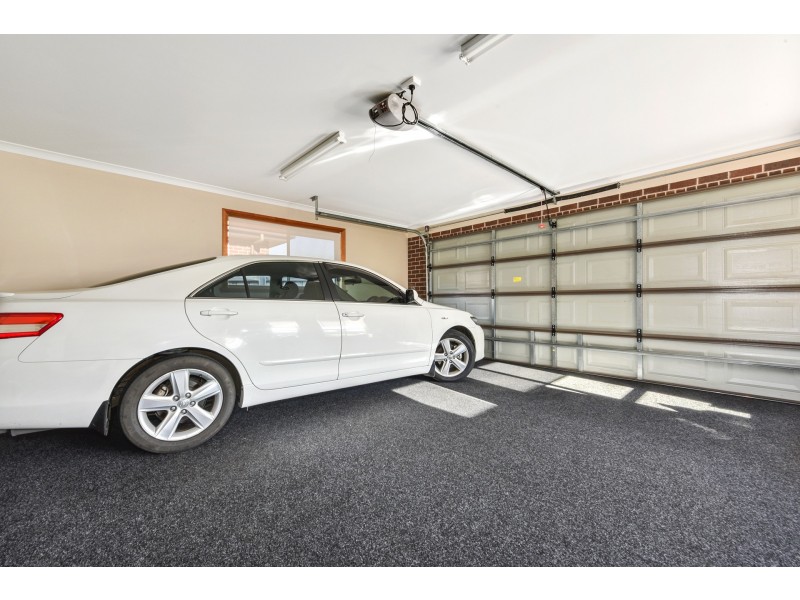 82 Mount Stuart Drive, Newnham TAS 7248