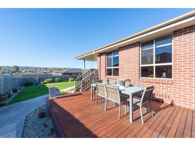 82 Mount Stuart Drive, Newnham TAS 7248